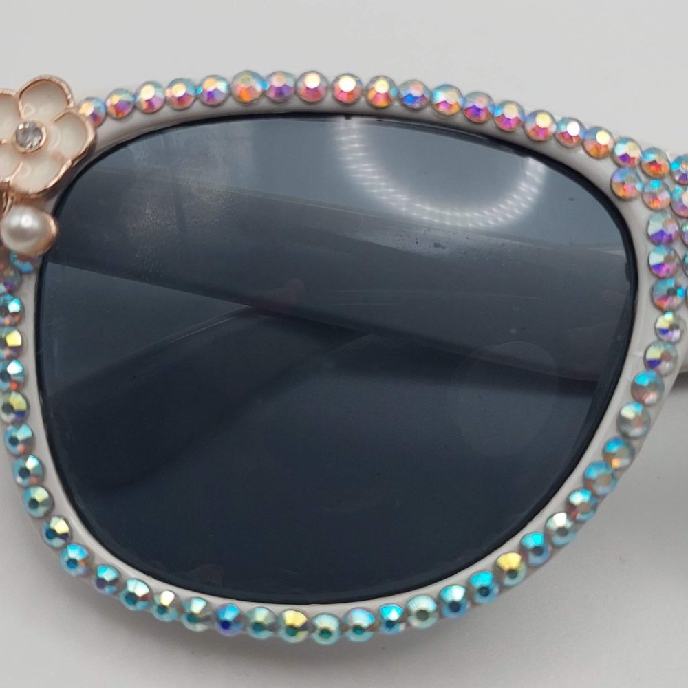 Bling Rhinestone Sunglasses - Picture 2 of 7